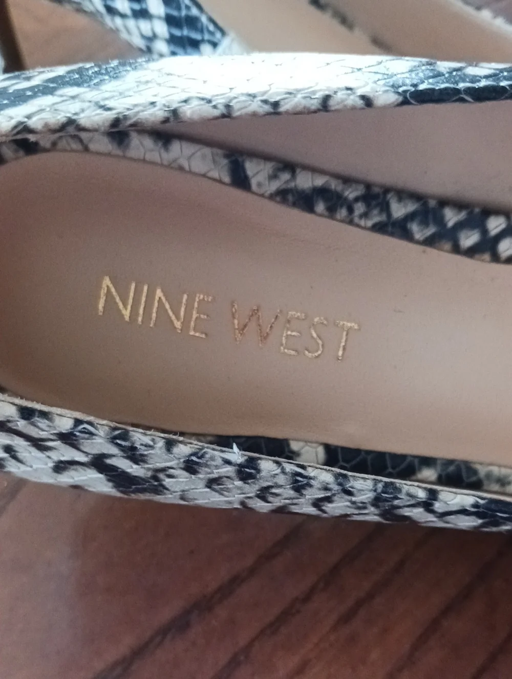 Nine West Black and White Snake-Print Pointed Pumps